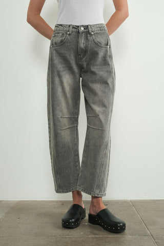 Mid Rise Barrel Slouchy Jean