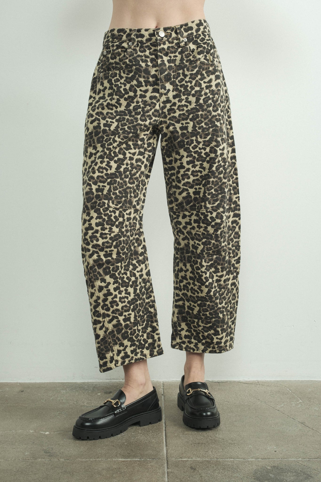 Leopard Mid Rise Barrel Slouchy Jean