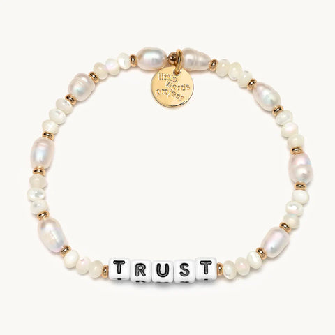 Trust- Freshwater Pearl  Bead Pattern: Conch Bracelet