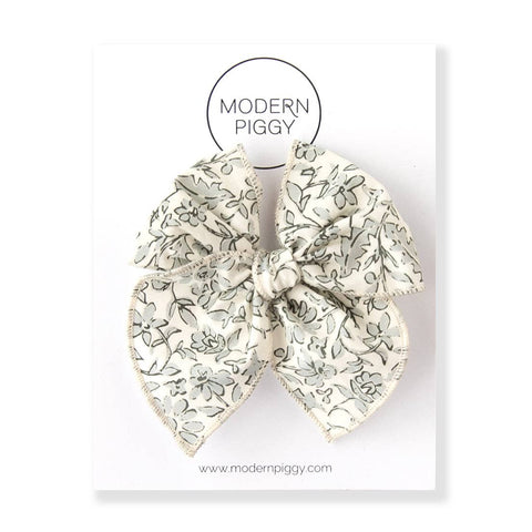 Modern Piggy - Harriet | Petite Party Bow - Lulu Bella Boutique
